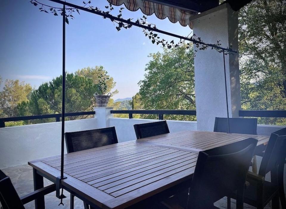 Charmant deux-pièces dans villa avec piscine privée Seillans Extérieur photo